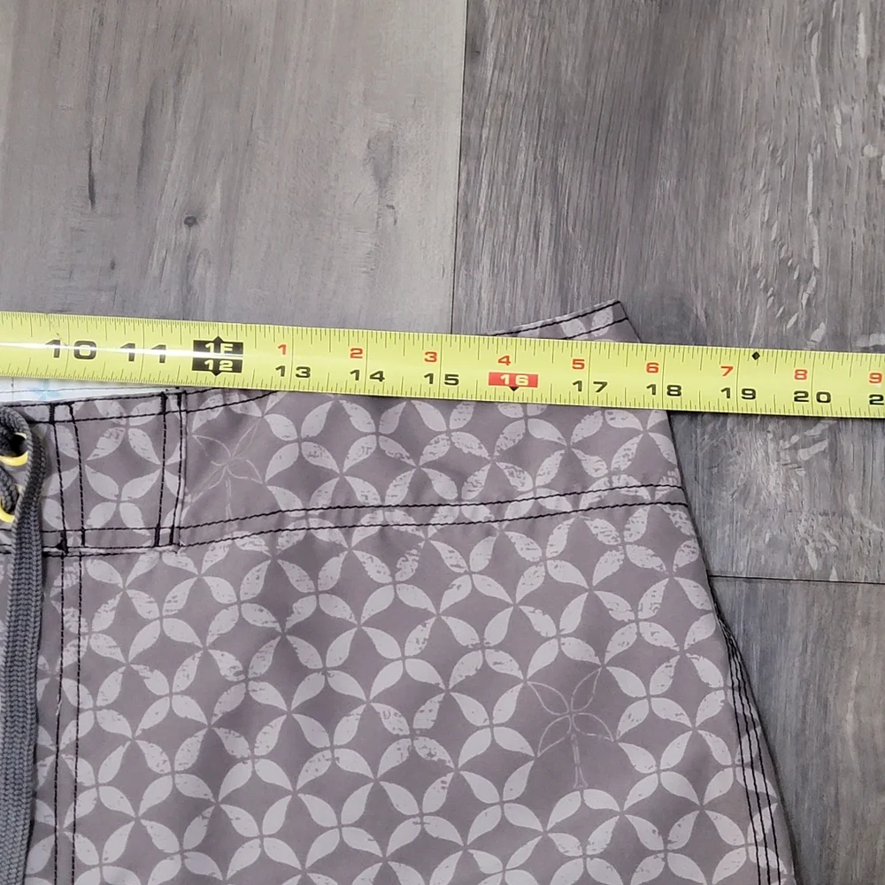 H&M Gray Patterned Swim Trunks with Geometric And Skull Print